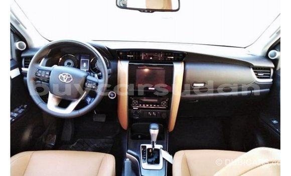Buy Import Toyota Fortuner White Car in Import - Dubai in Al Jazirah State Buy Import Toyota Fortuner White Car in Import - Dubai in Al Jazirah State