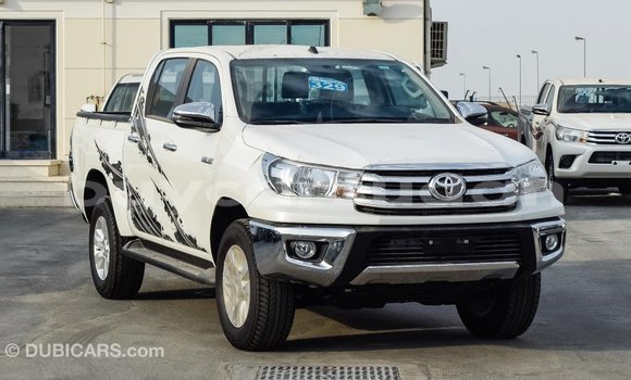 Buy Import Toyota Hilux White Car in Import - Dubai in Al Jazirah State Buy Import Toyota Hilux White Car in Import - Dubai in Al Jazirah State