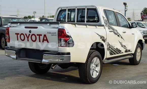 Buy Import Toyota Hilux White Car in Import - Dubai in Al Jazirah State Buy Import Toyota Hilux White Car in Import - Dubai in Al Jazirah State