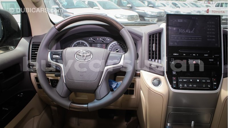 Big with watermark toyota land cruiser al jazirah state import dubai 1930