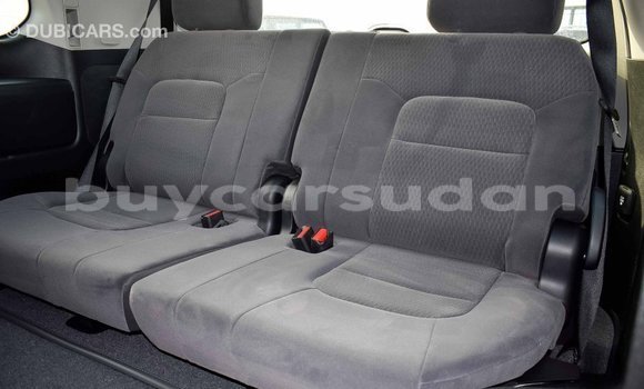 Buy Import Toyota Land Cruiser White Car in Import - Dubai in Al Jazirah State Buy Import Toyota Land Cruiser White Car in Import - Dubai in Al Jazirah State