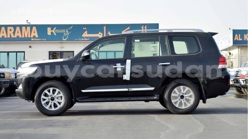 Big with watermark toyota land cruiser al jazirah state import dubai 1934