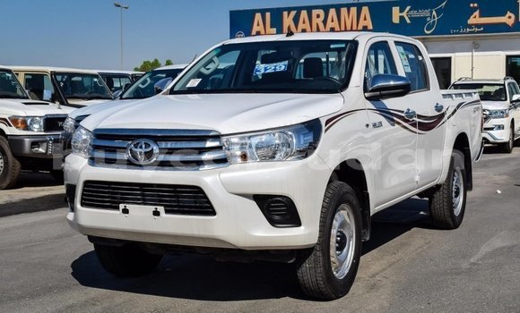 Buy Import Toyota Hilux White Car in Import - Dubai in Al Jazirah State Buy Import Toyota Hilux White Car in Import - Dubai in Al Jazirah State