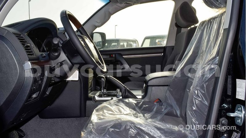 Big with watermark toyota land cruiser al jazirah state import dubai 1938