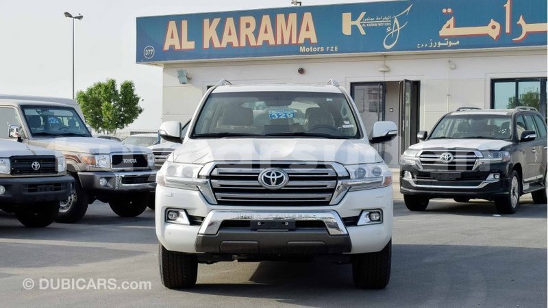 Big with watermark toyota land cruiser al jazirah state import dubai 1939