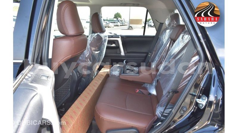 Big with watermark toyota hiace al jazirah state import dubai 1943