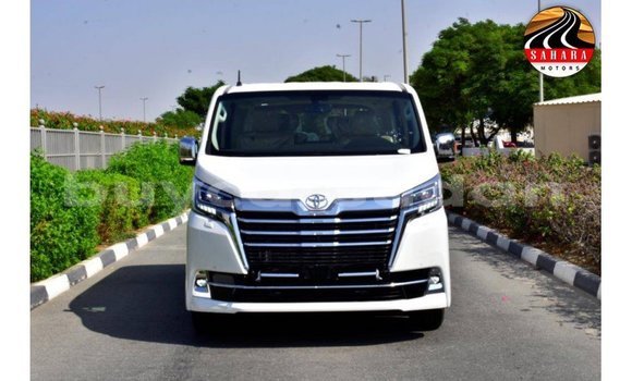Acheter Import Voiture Toyota Granvia Blanc à Import - Dubai, État d'Al Jazirah Acheter Import Voiture Toyota Granvia Blanc à Import - Dubai, État d'Al Jazirah