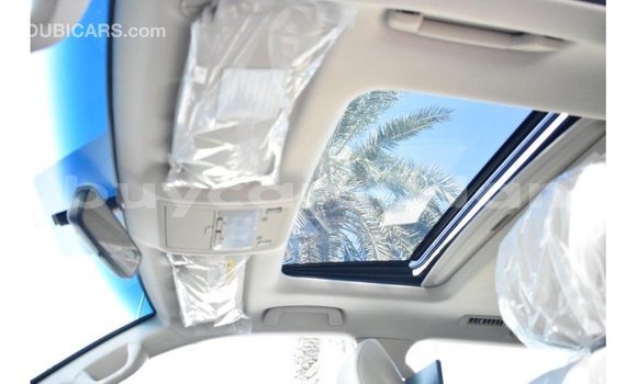 Buy Import Toyota Land Cruiser White Car in Import - Dubai in Al Jazirah State Buy Import Toyota Land Cruiser White Car in Import - Dubai in Al Jazirah State