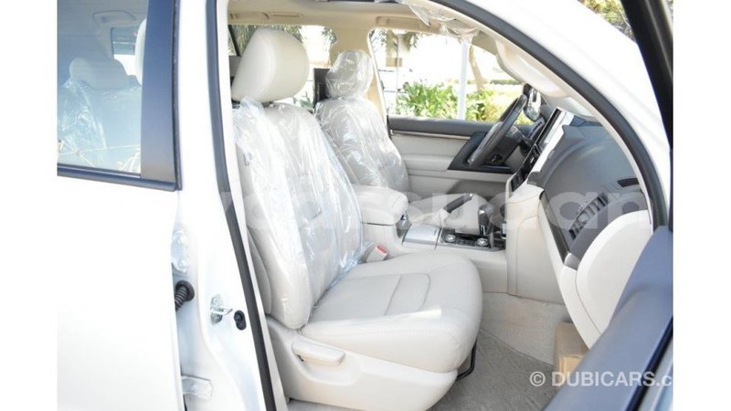 Big with watermark toyota land cruiser al jazirah state import dubai 1946