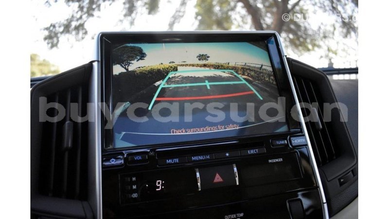 Big with watermark toyota land cruiser al jazirah state import dubai 1946