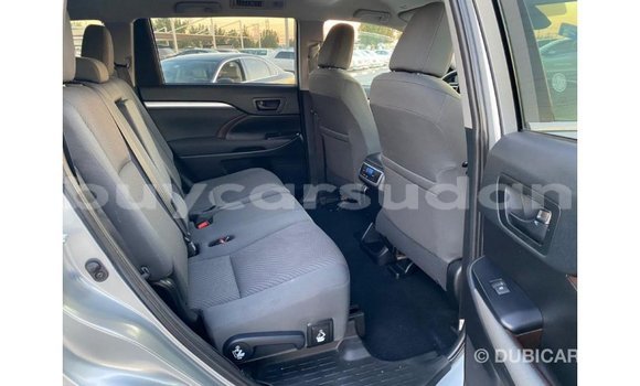 Buy Import Toyota Highlander Other Car in Import - Dubai in Al Jazirah State Buy Import Toyota Highlander Other Car in Import - Dubai in Al Jazirah State