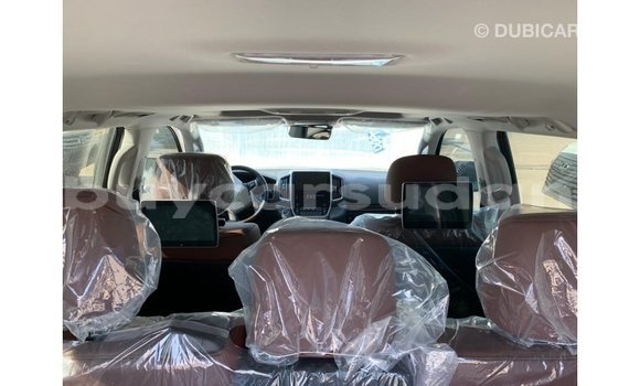 Buy Import Toyota Land Cruiser White Car in Import - Dubai in Al Jazirah State Buy Import Toyota Land Cruiser White Car in Import - Dubai in Al Jazirah State