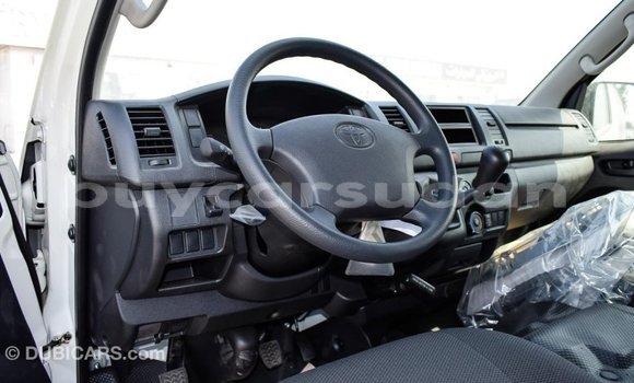 Buy Import Toyota Hiace White Car in Import - Dubai in Al Jazirah State Buy Import Toyota Hiace White Car in Import - Dubai in Al Jazirah State