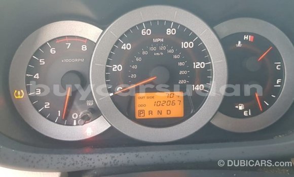 Buy Import Toyota HiAce Other Truck in Import - Dubai in Al Jazirah State Buy Import Toyota HiAce Other Truck in Import - Dubai in Al Jazirah State