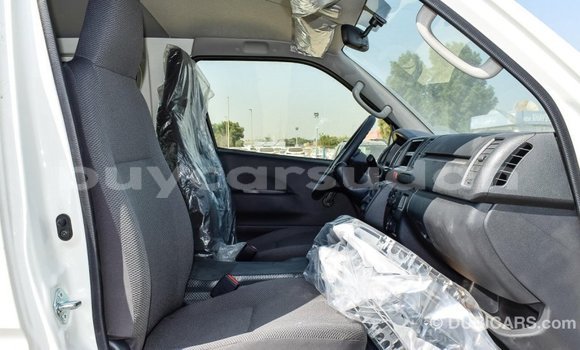 Buy Import Toyota Hiace White Car in Import - Dubai in Al Jazirah State Buy Import Toyota Hiace White Car in Import - Dubai in Al Jazirah State