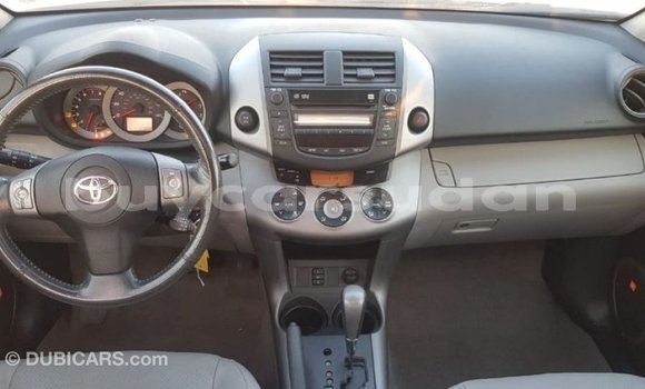 Buy Import Toyota HiAce Other Truck in Import - Dubai in Al Jazirah State Buy Import Toyota HiAce Other Truck in Import - Dubai in Al Jazirah State