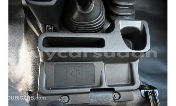 Acheter Import Voiture Toyota Land Cruiser Rouge à Import - Dubai, État d'Al Jazirah Acheter Import Voiture Toyota Land Cruiser Rouge à Import - Dubai, État d'Al Jazirah