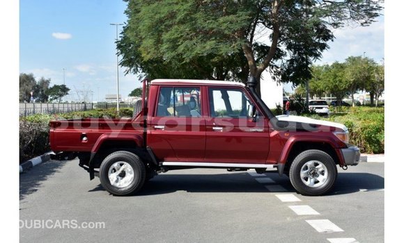 Acheter Import Voiture Toyota Land Cruiser Rouge à Import - Dubai, État d'Al Jazirah Acheter Import Voiture Toyota Land Cruiser Rouge à Import - Dubai, État d'Al Jazirah