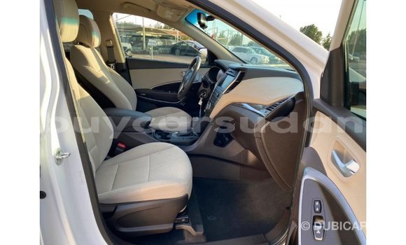Buy Import Hyundai Santa Fe White Car in Import - Dubai in Al Jazirah State Buy Import Hyundai Santa Fe White Car in Import - Dubai in Al Jazirah State