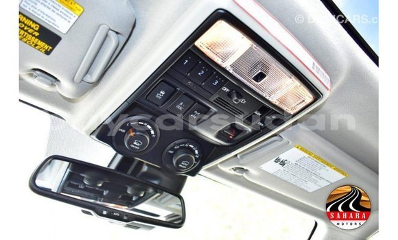 Buy Import Toyota HiAce White Truck in Import - Dubai in Al Jazirah State Buy Import Toyota HiAce White Truck in Import - Dubai in Al Jazirah State