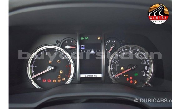 Buy Import Toyota HiAce White Truck in Import - Dubai in Al Jazirah State Buy Import Toyota HiAce White Truck in Import - Dubai in Al Jazirah State