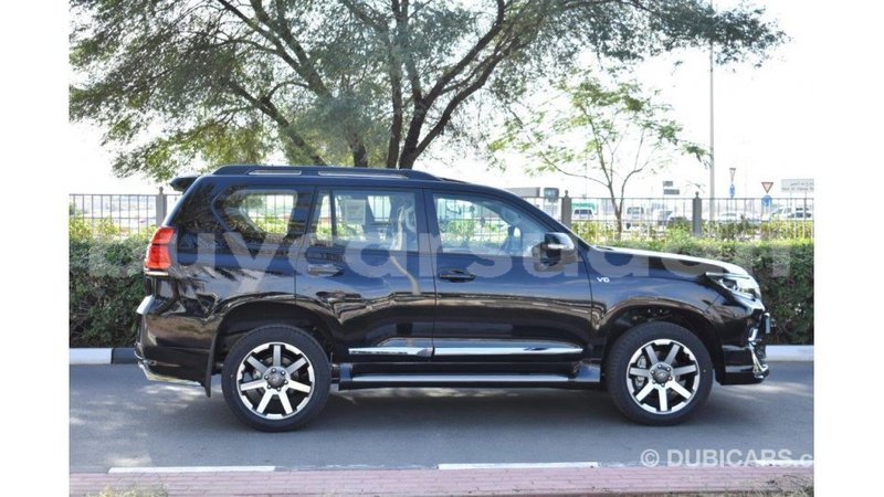 Big with watermark toyota prado al jazirah state import dubai 1976