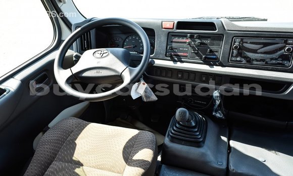 Buy Import Toyota Coaster White Car in Import - Dubai in Al Jazirah State Buy Import Toyota Coaster White Car in Import - Dubai in Al Jazirah State