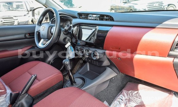 Buy Import Toyota Hilux White Car in Import - Dubai in Al Jazirah State Buy Import Toyota Hilux White Car in Import - Dubai in Al Jazirah State