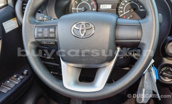 Buy Import Toyota Hilux White Car in Import - Dubai in Al Jazirah State Buy Import Toyota Hilux White Car in Import - Dubai in Al Jazirah State
