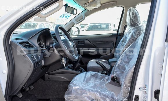 Buy Import Mitsubishi L200 White Car in Import - Dubai in Al Jazirah State Buy Import Mitsubishi L200 White Car in Import - Dubai in Al Jazirah State