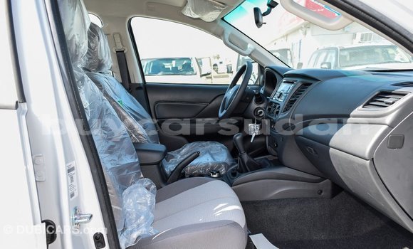 Buy Import Mitsubishi L200 White Car in Import - Dubai in Al Jazirah State Buy Import Mitsubishi L200 White Car in Import - Dubai in Al Jazirah State