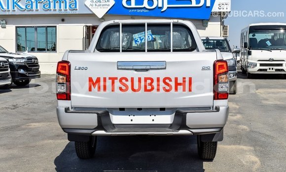 Buy Import Mitsubishi L200 White Car in Import - Dubai in Al Jazirah State Buy Import Mitsubishi L200 White Car in Import - Dubai in Al Jazirah State