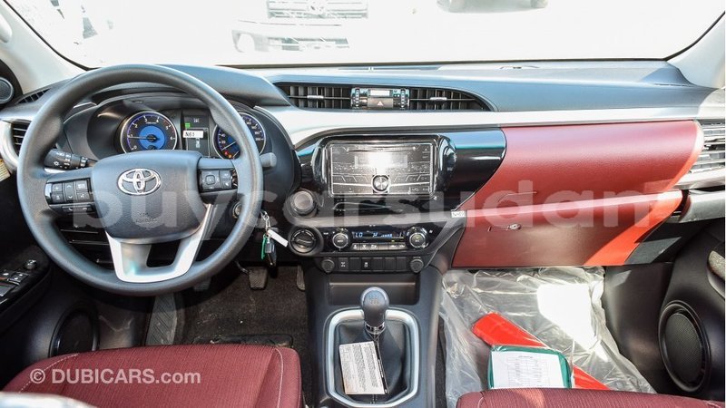 Big with watermark toyota hilux al jazirah state import dubai 1991