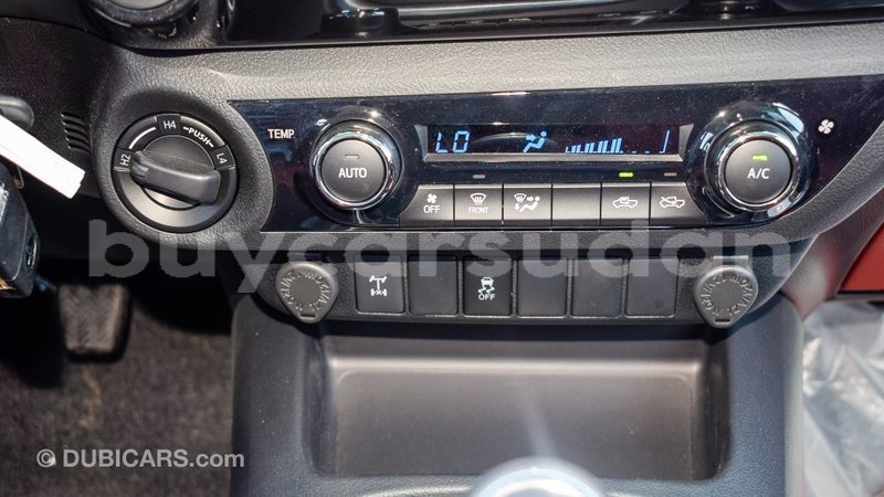 Big with watermark toyota hilux al jazirah state import dubai 1991