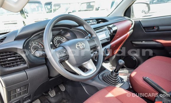 Buy Import Toyota Hilux White Car in Import - Dubai in Al Jazirah State Buy Import Toyota Hilux White Car in Import - Dubai in Al Jazirah State