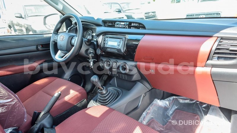 Big with watermark toyota hilux al jazirah state import dubai 1992