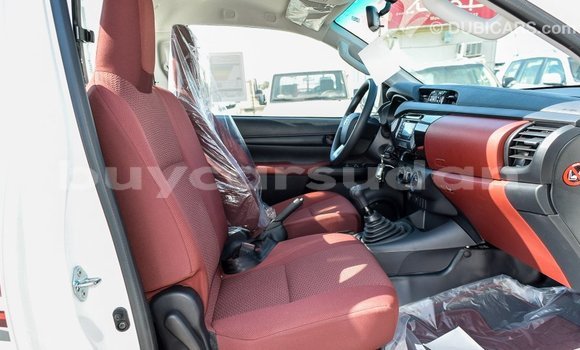Buy Import Toyota Hilux White Car in Import - Dubai in Al Jazirah State Buy Import Toyota Hilux White Car in Import - Dubai in Al Jazirah State