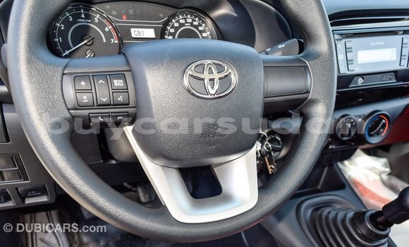 Buy Import Toyota Hilux White Car in Import - Dubai in Al Jazirah State Buy Import Toyota Hilux White Car in Import - Dubai in Al Jazirah State