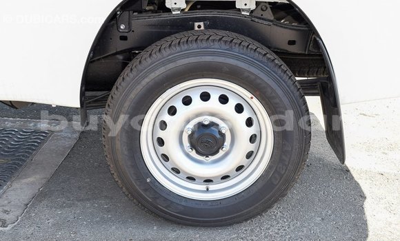 Buy Import Toyota Hilux White Car in Import - Dubai in Al Jazirah State Buy Import Toyota Hilux White Car in Import - Dubai in Al Jazirah State
