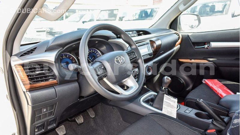 Big with watermark toyota hilux al jazirah state import dubai 1993