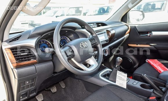 Buy Import Toyota Hilux White Car in Import - Dubai in Al Jazirah State Buy Import Toyota Hilux White Car in Import - Dubai in Al Jazirah State