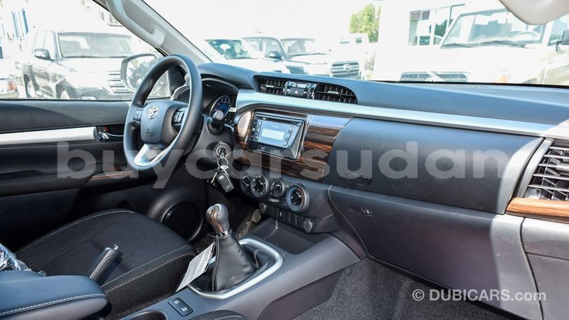 Big with watermark toyota hilux al jazirah state import dubai 1993