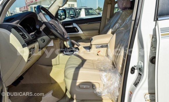 Buy Import Toyota Land Cruiser White Car in Import - Dubai in Al Jazirah State Buy Import Toyota Land Cruiser White Car in Import - Dubai in Al Jazirah State