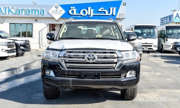 Acheter Import Voiture Toyota Land Cruiser Noir à Import - Dubai, État d'Al Jazirah Acheter Import Voiture Toyota Land Cruiser Noir à Import - Dubai, État d'Al Jazirah