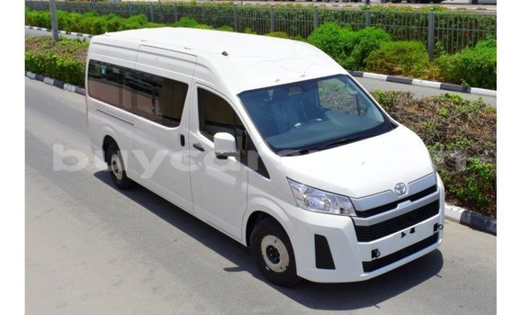Buy Import Toyota Hiace White Car in Import - Dubai in Al Jazirah State Buy Import Toyota Hiace White Car in Import - Dubai in Al Jazirah State