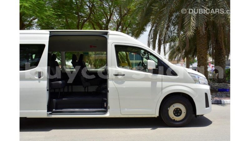 Big with watermark toyota hiace al jazirah state import dubai 1999
