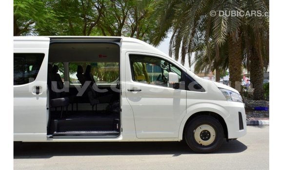 Buy Import Toyota Hiace White Car in Import - Dubai in Al Jazirah State Buy Import Toyota Hiace White Car in Import - Dubai in Al Jazirah State