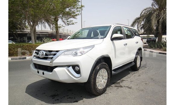 Buy Import Toyota Fortuner White Car in Import - Dubai in Al Jazirah State Buy Import Toyota Fortuner White Car in Import - Dubai in Al Jazirah State