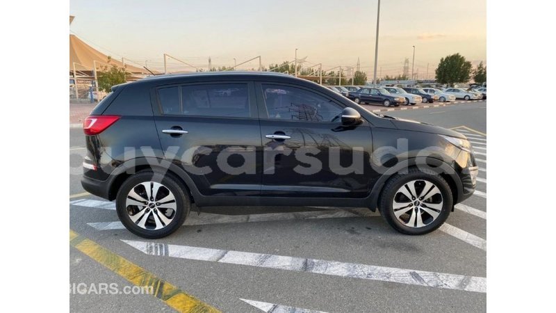 Big with watermark kia sportage al jazirah state import dubai 2010