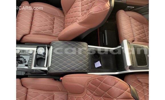 Acheter Import Voiture Toyota Land Cruiser Noir à Import - Dubai, État d'Al Jazirah Acheter Import Voiture Toyota Land Cruiser Noir à Import - Dubai, État d'Al Jazirah
